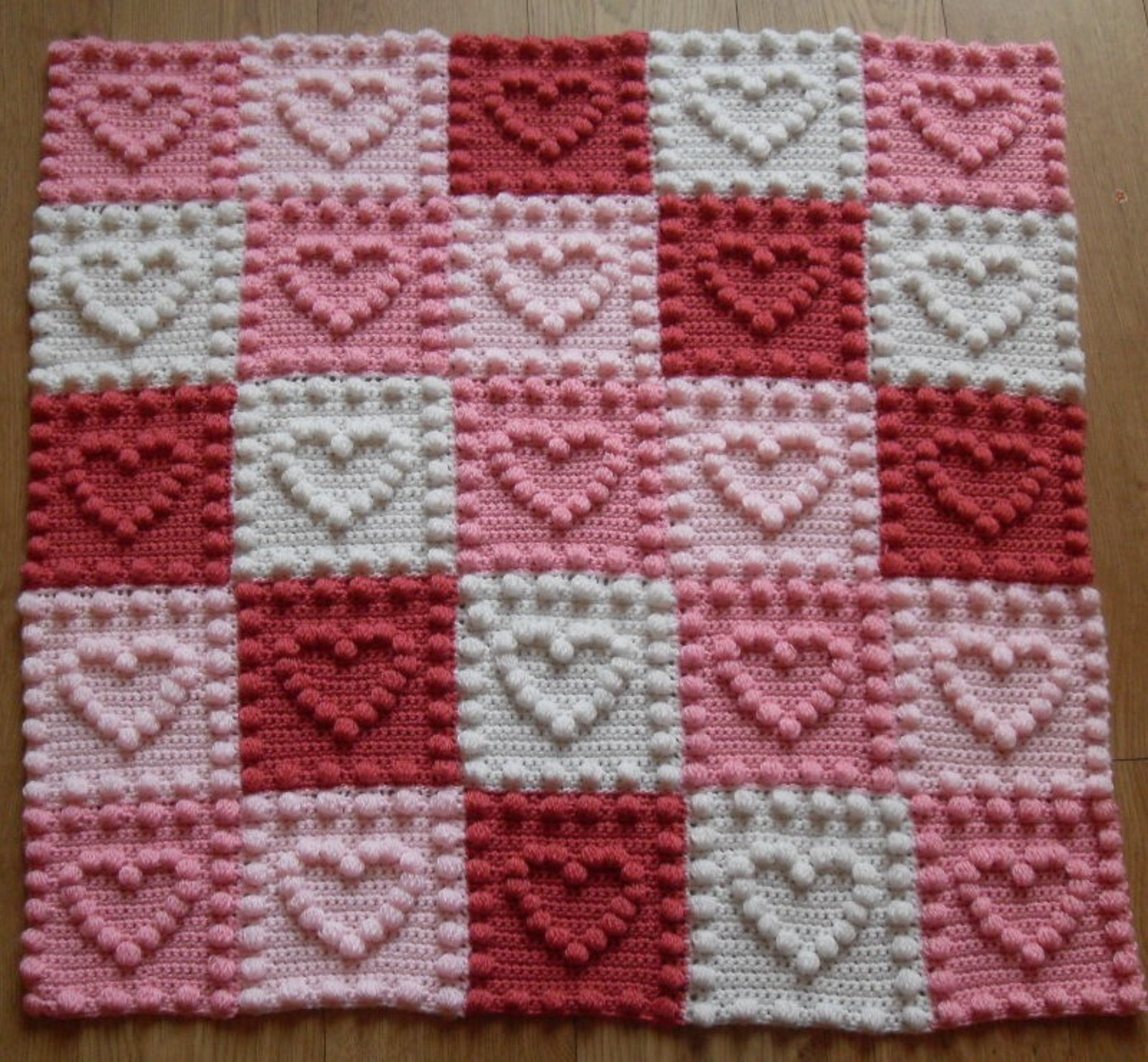 LOVE HEARTS Filet Crochet Pattern